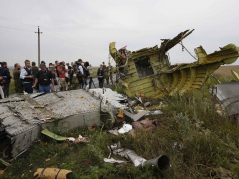 «Перед несчастным случаем в 3-5 км от Боинга был замечен украинский военный самолет»