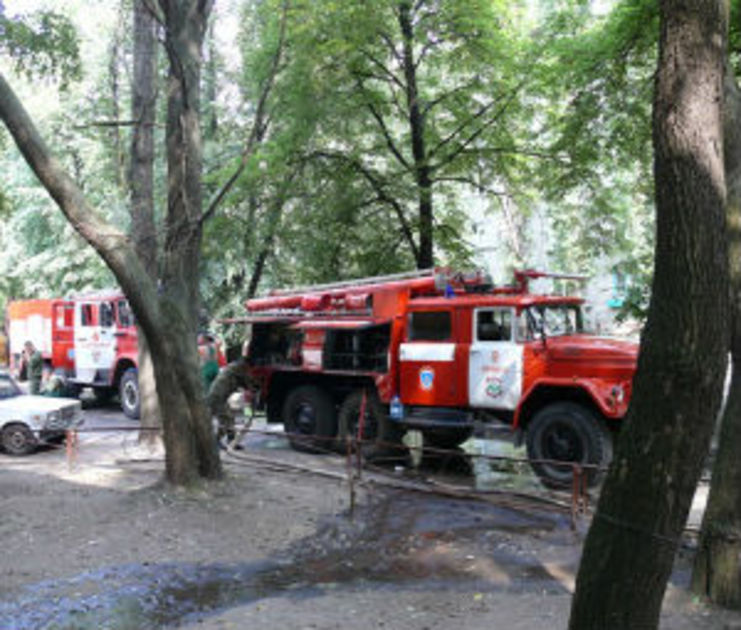 Около Воронежа из-за огня в школе-интернате дома, эвакуированной 88 человек