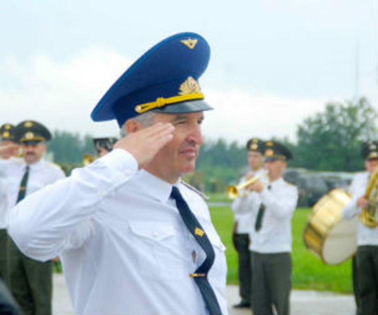 Известный пилот Николай Харчевский принимает участие в соревновании Aviadarts