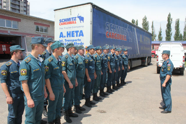 Воронежские спасатели послали в Крым колонку с гуманитарным грузом (ФОТОГРАФИЯ)