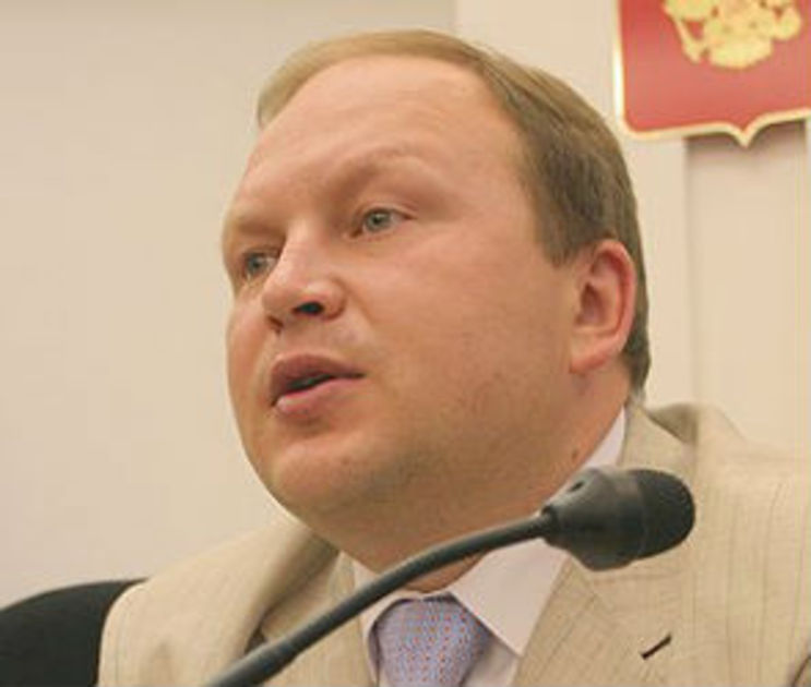 Прежний коммунист Андрей Зоткин нашел способ выдержать в губернаторах